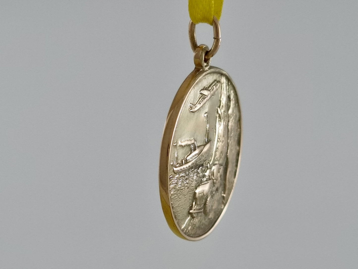 Gold Blessing of the Way