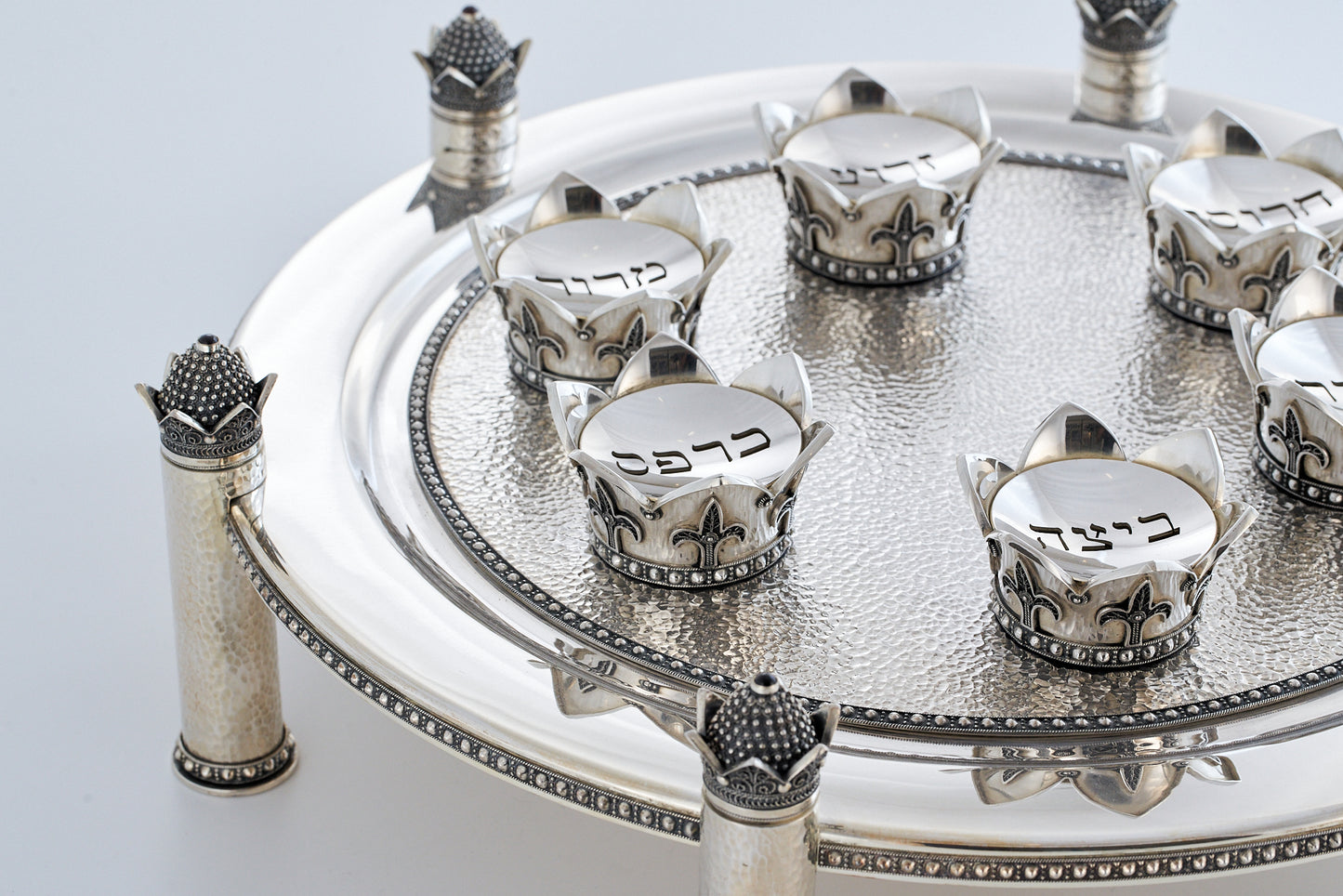 Passover Crown Plate