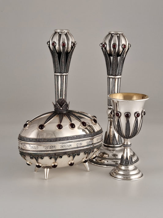 Royal Red Collection